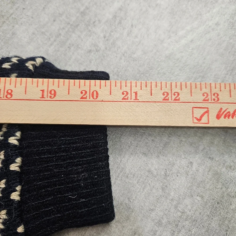 Vintage LL Bean Birdseye Sweater Navy Blue Wool Blend Norway Crewneck Med-Large - Picture 4 of 8